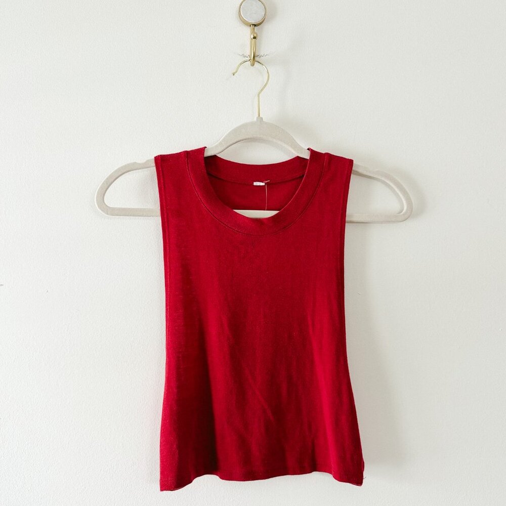 Women's Alo Yoga Red Cropped Tank